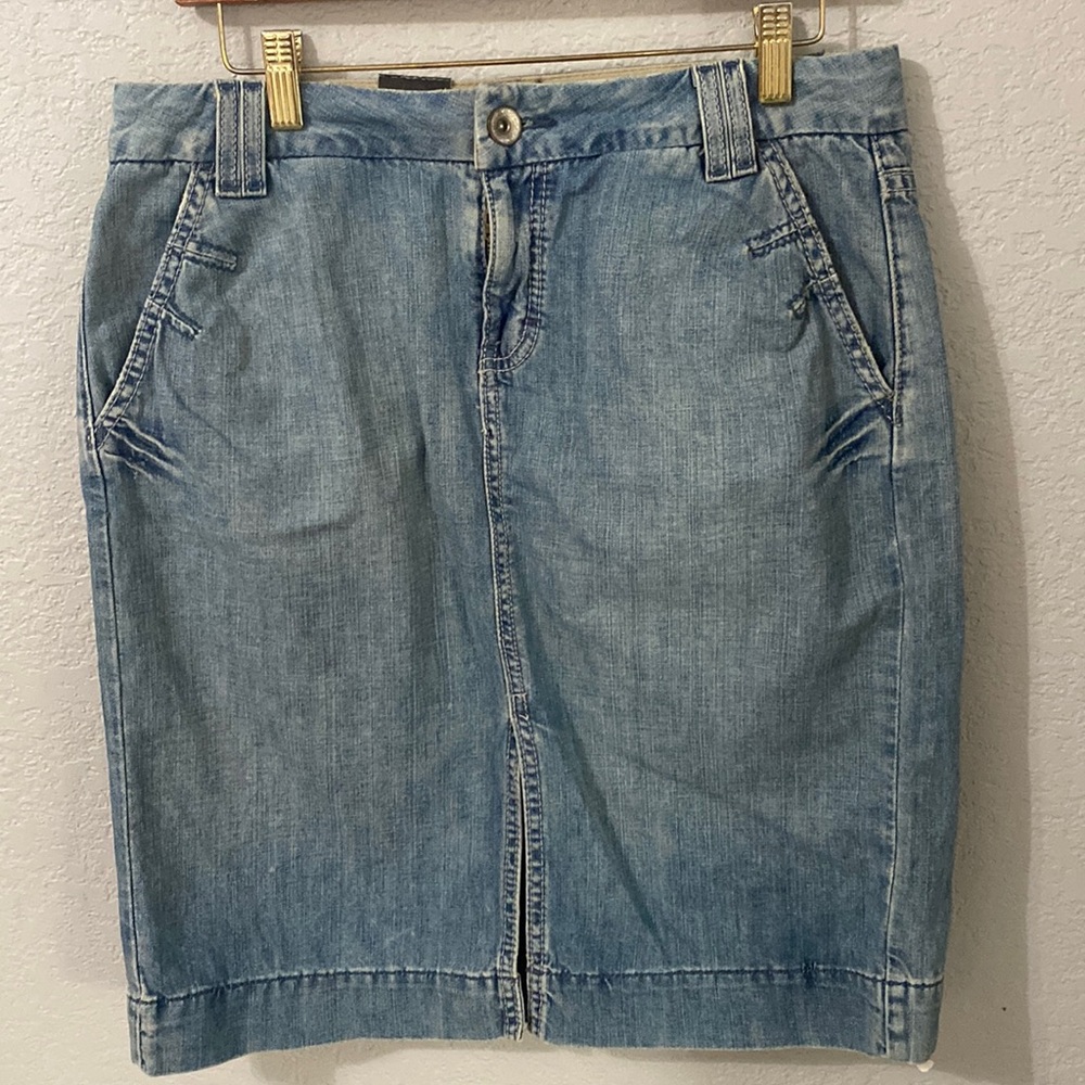 Calvin Klein Jeans Size 8 skirt